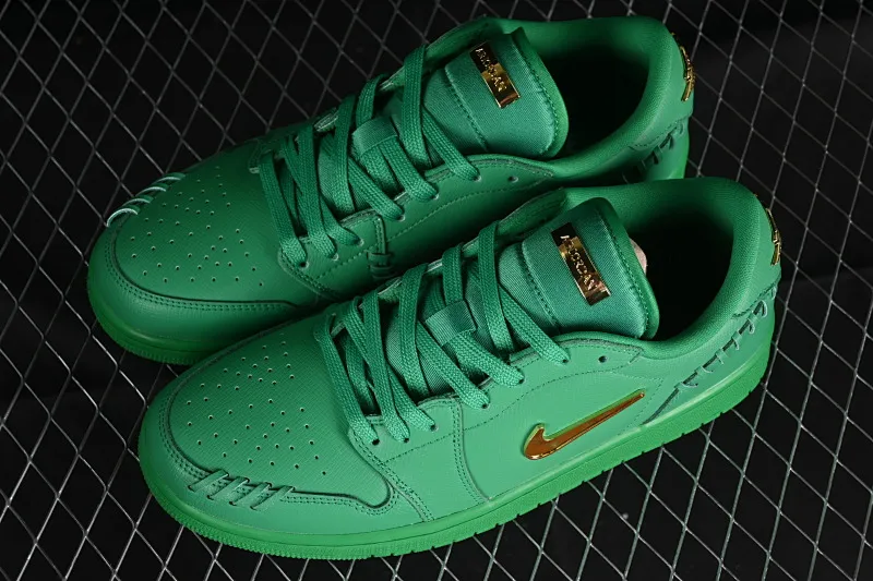 All categories Air Jordan Jordan series basketball shoes Air Jordan 1 Low Air Jordan 1 Low "Method of Make" AJ1 Joe 1 green and gold low-top cultural and leisure sports sneakers FN5032-300